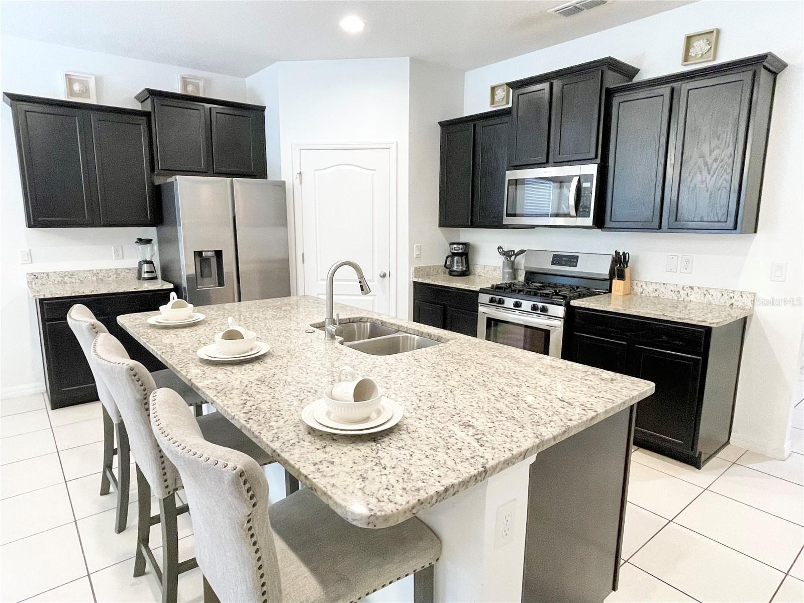 Image 8 of 44 For 6049 Broad Oak Drive