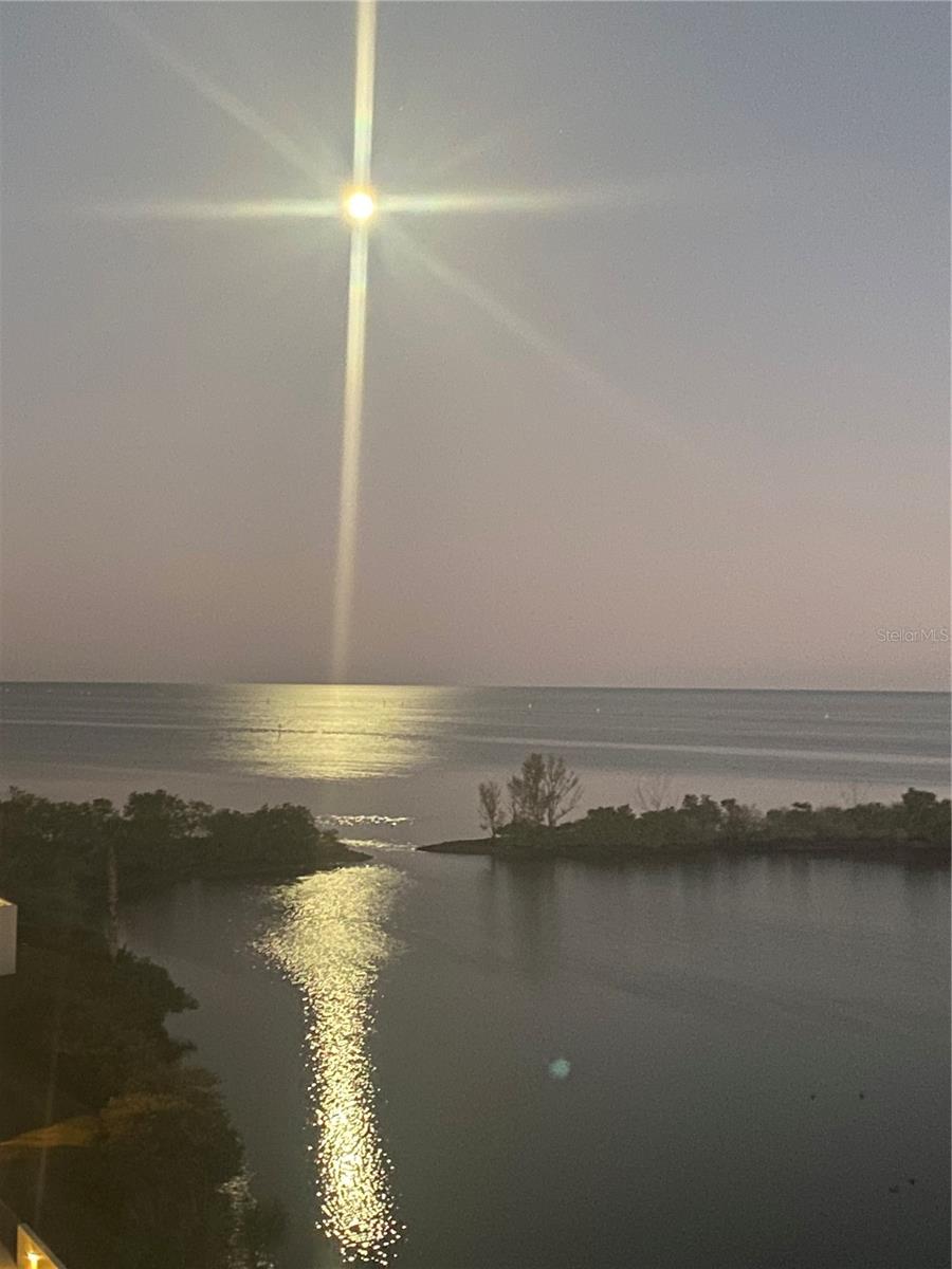 Image 31 of 57 For 6009 Sea Ranch Drive 704