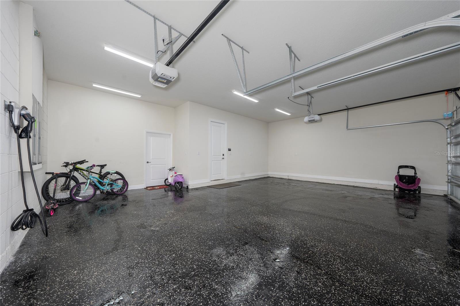 Image 35 of 50 For 8024 Leaf Grove Circle Circle