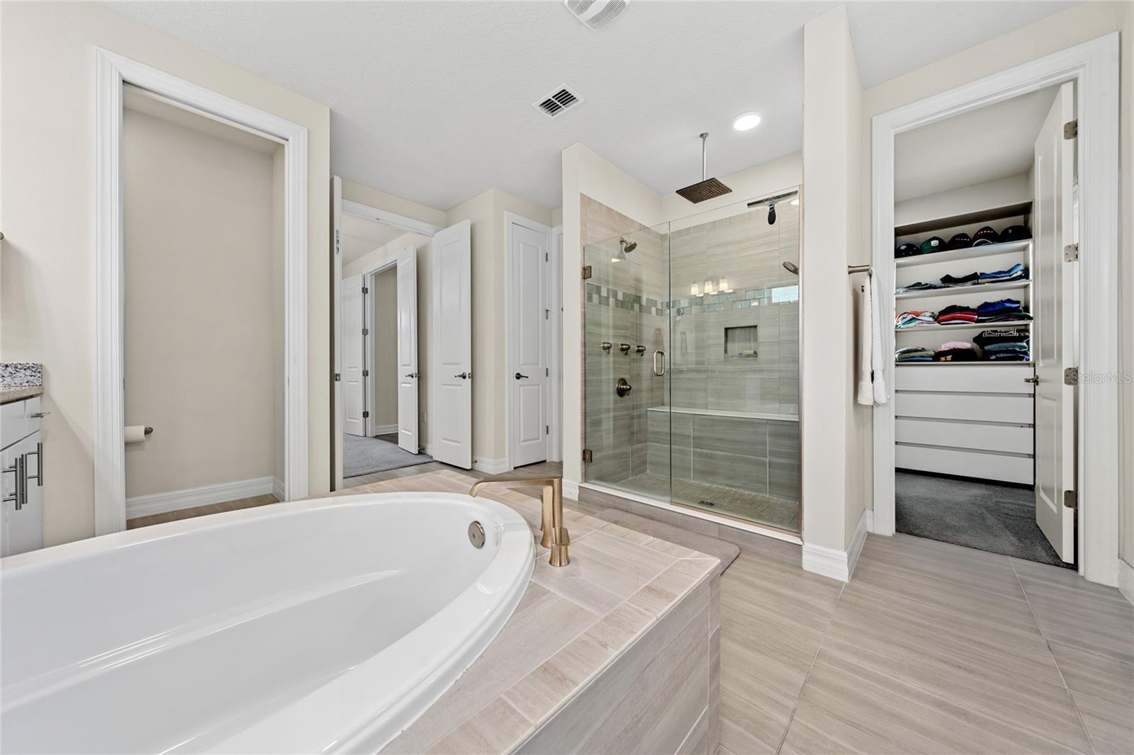 Image 45 of 50 For 8024 Leaf Grove Circle Circle