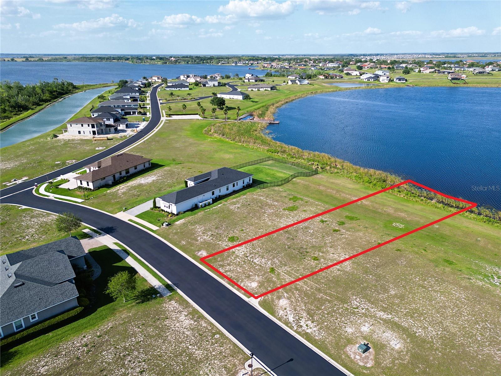 Image 2 of 39 For 283 Spinnaker Court