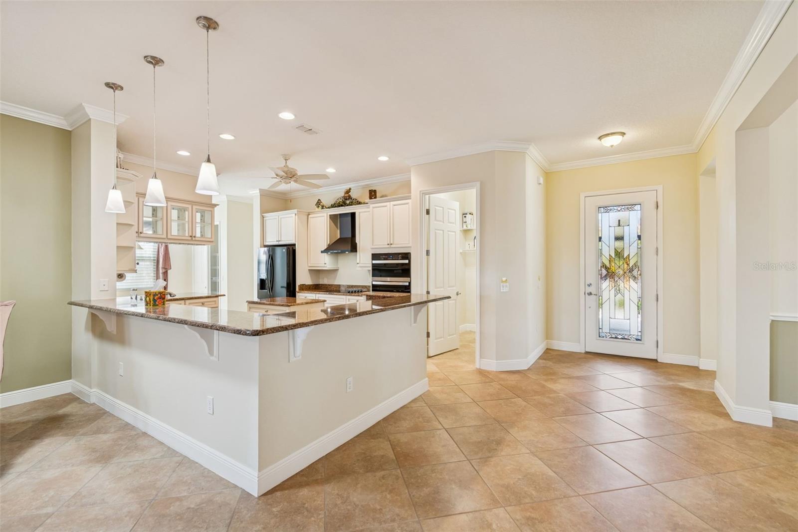 Image 11 of 68 For 537 Villa Park Road