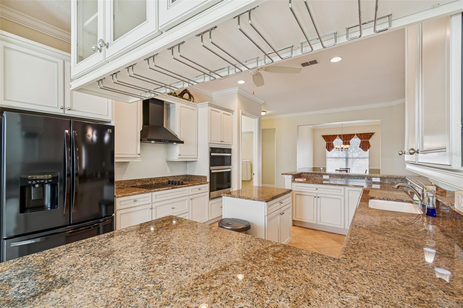 Image 20 of 68 For 537 Villa Park Road