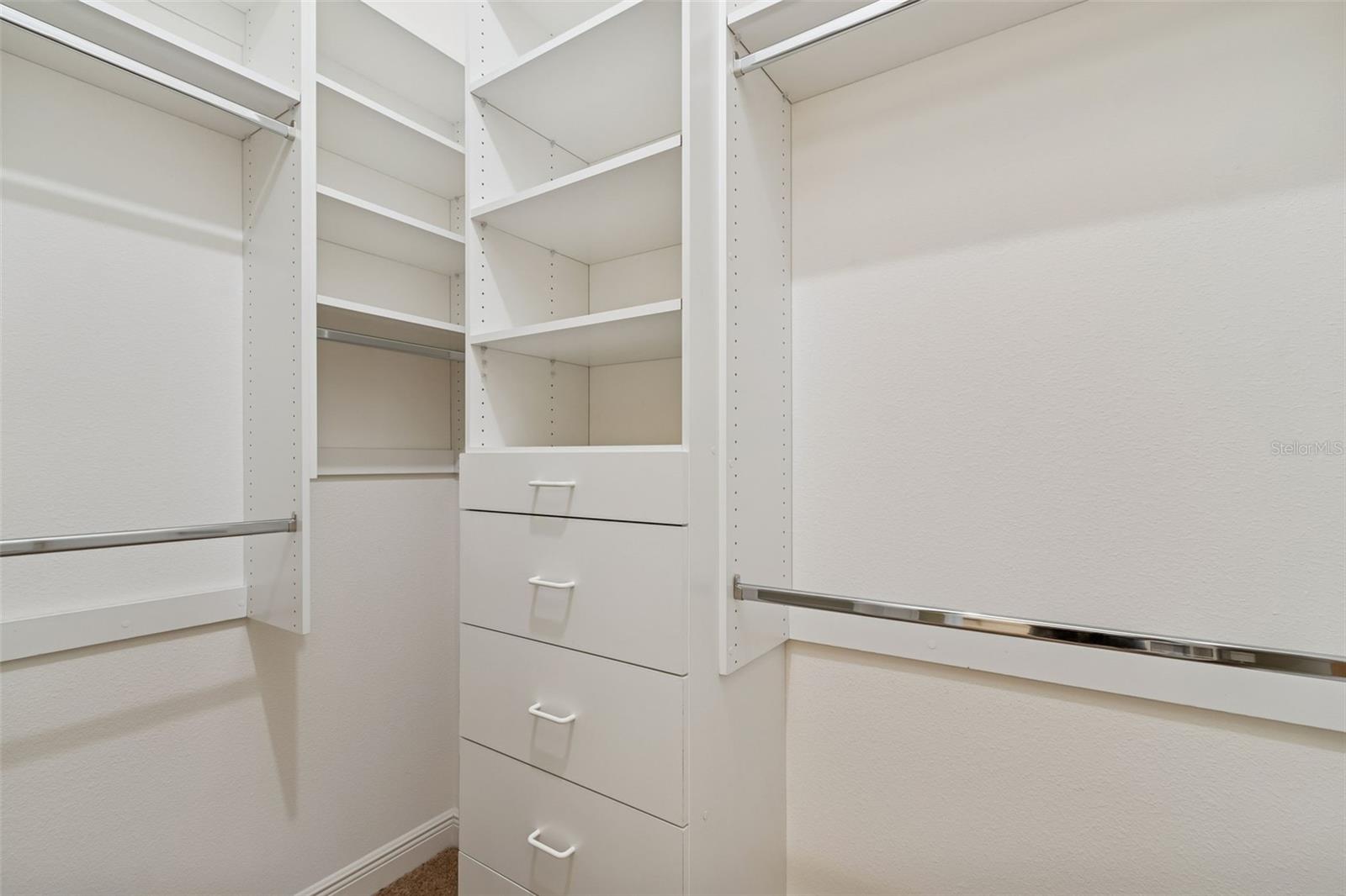 Image 29 of 68 For 537 Villa Park Road