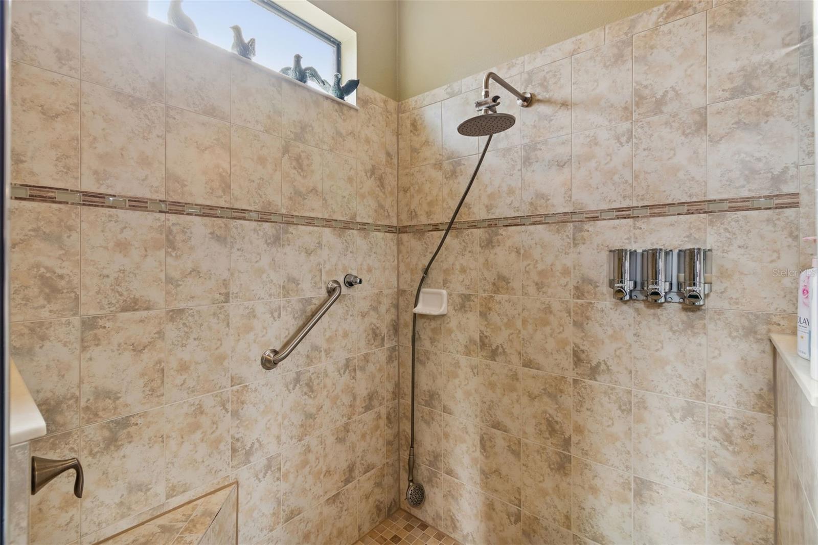 Image 32 of 68 For 537 Villa Park Road