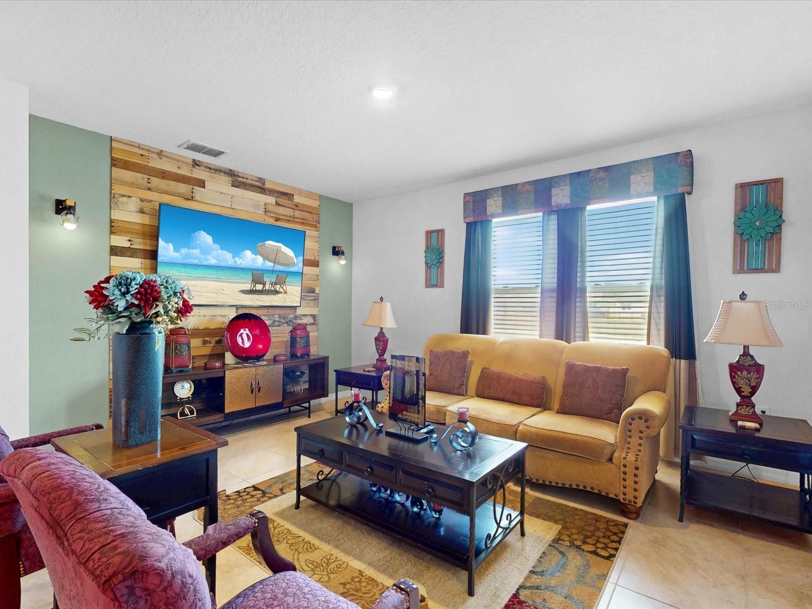 Image 10 of 35 For 617 Greymount Street