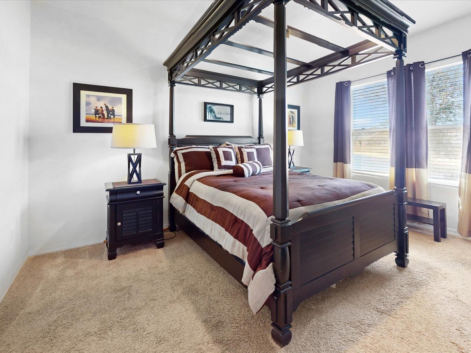 Image 12 of 35 For 617 Greymount Street