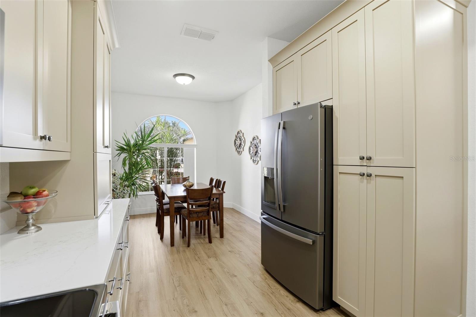 Image 16 of 46 For 134 Club Villas Ln