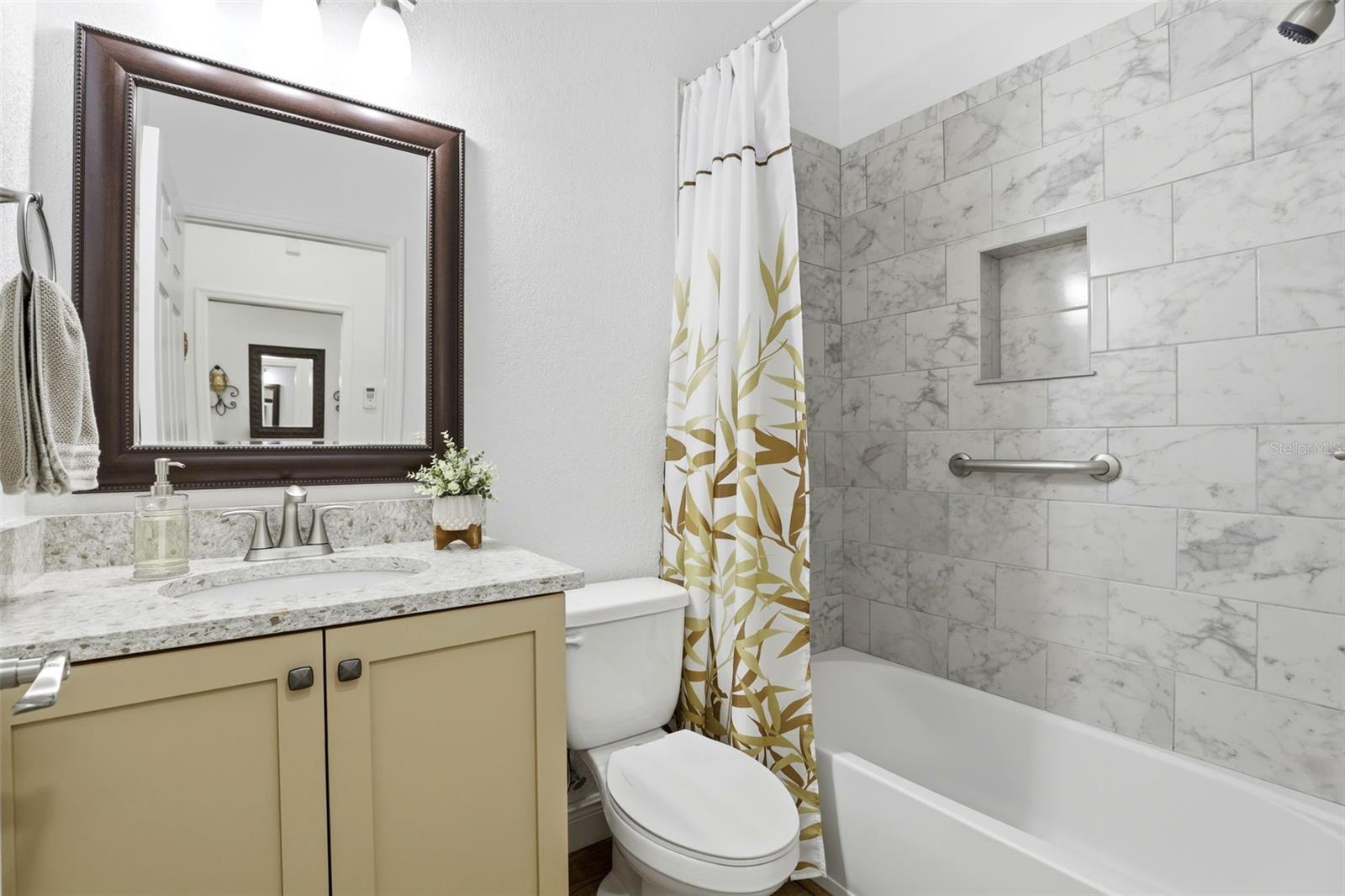 Image 25 of 46 For 134 Club Villas Ln