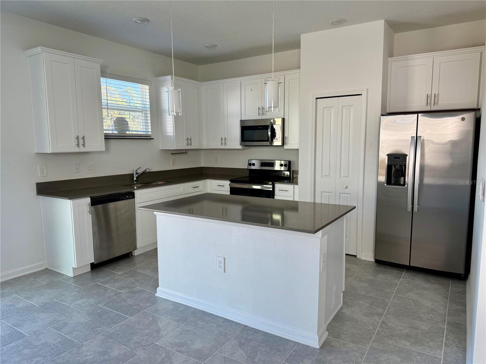 Image 14 of 51 For 7489 Stone Creek Trail