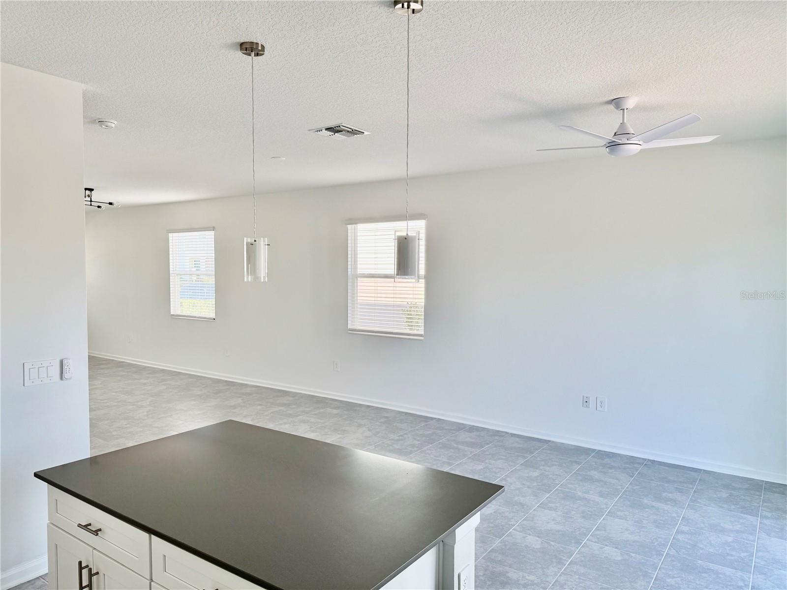 Image 18 of 51 For 7489 Stone Creek Trail