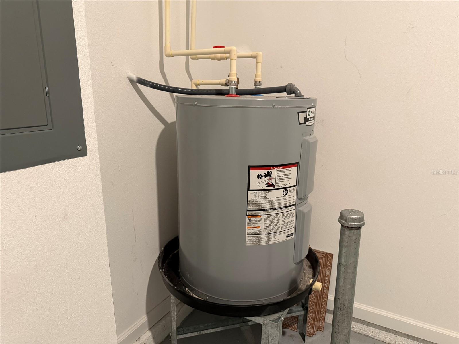 Image 23 of 51 For 7489 Stone Creek Trail