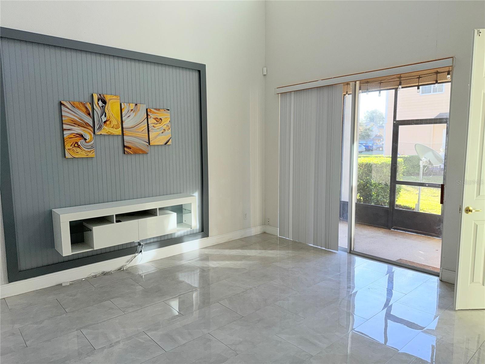 Image 11 of 24 For 10134 Willow Grove Court