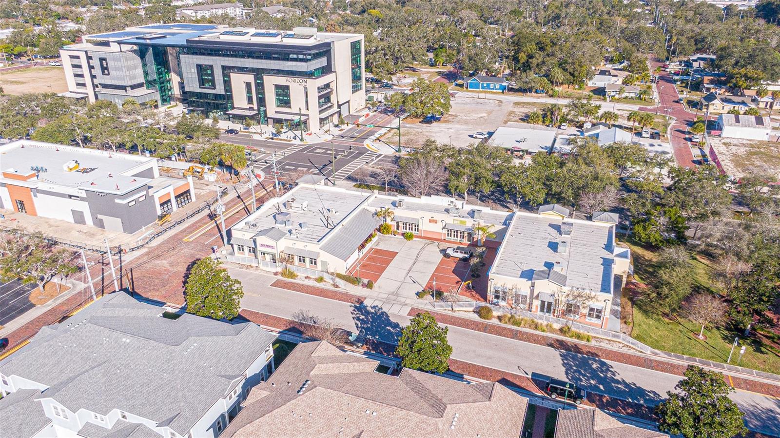 Listing photo id 8 for 351 Bay Drive