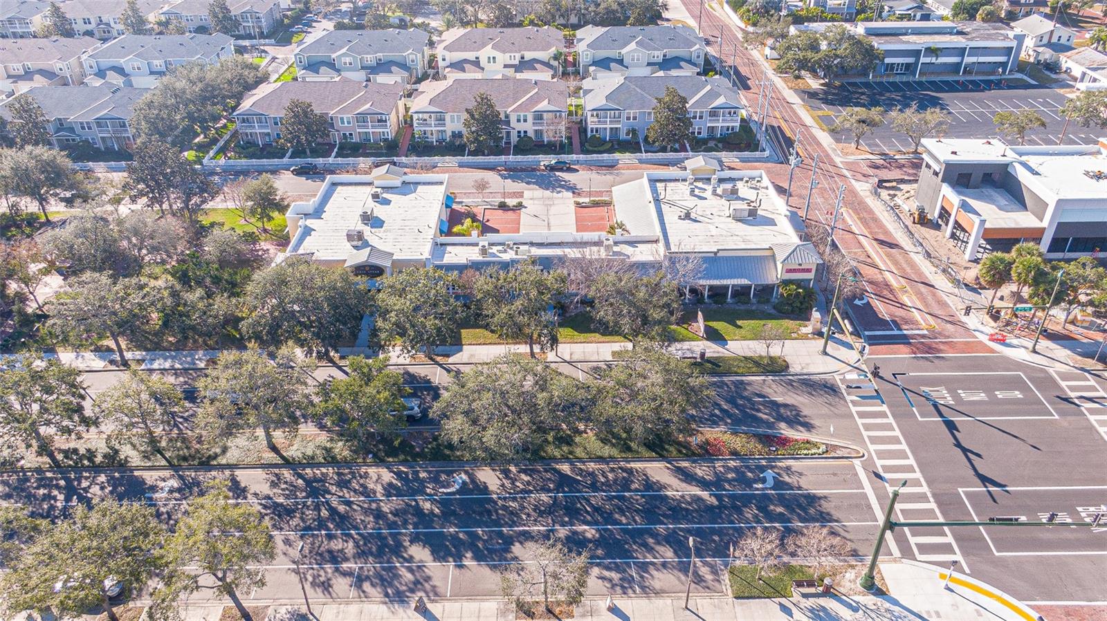 Listing photo id 9 for 351 Bay Drive