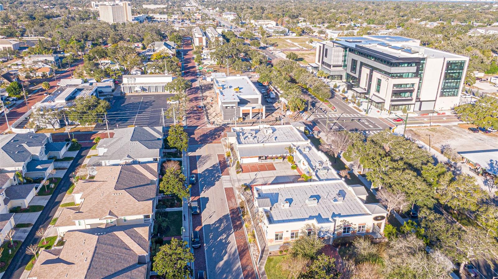 Listing photo id 11 for 351 Bay Drive