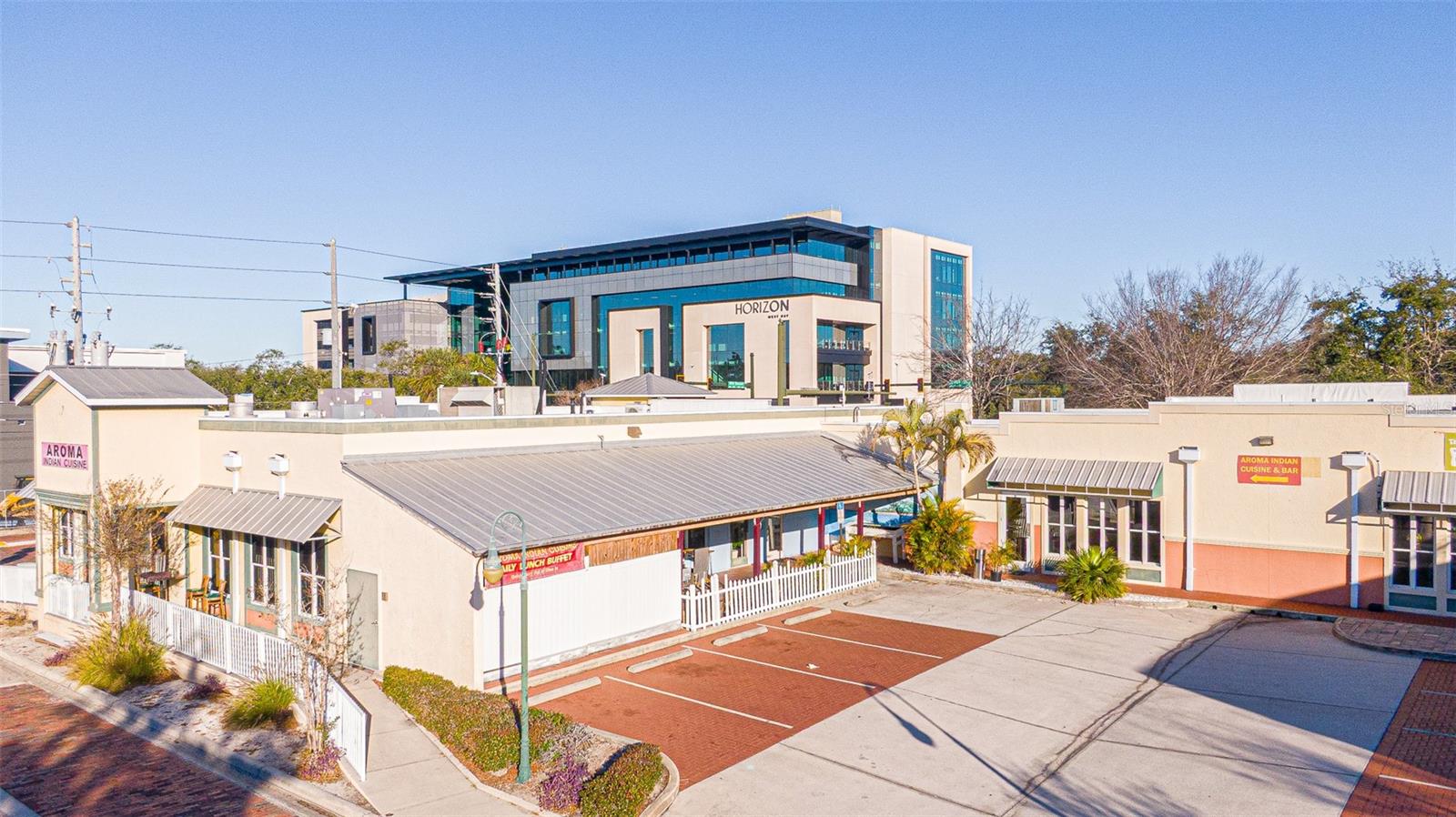 Listing photo id 15 for 351 Bay Drive