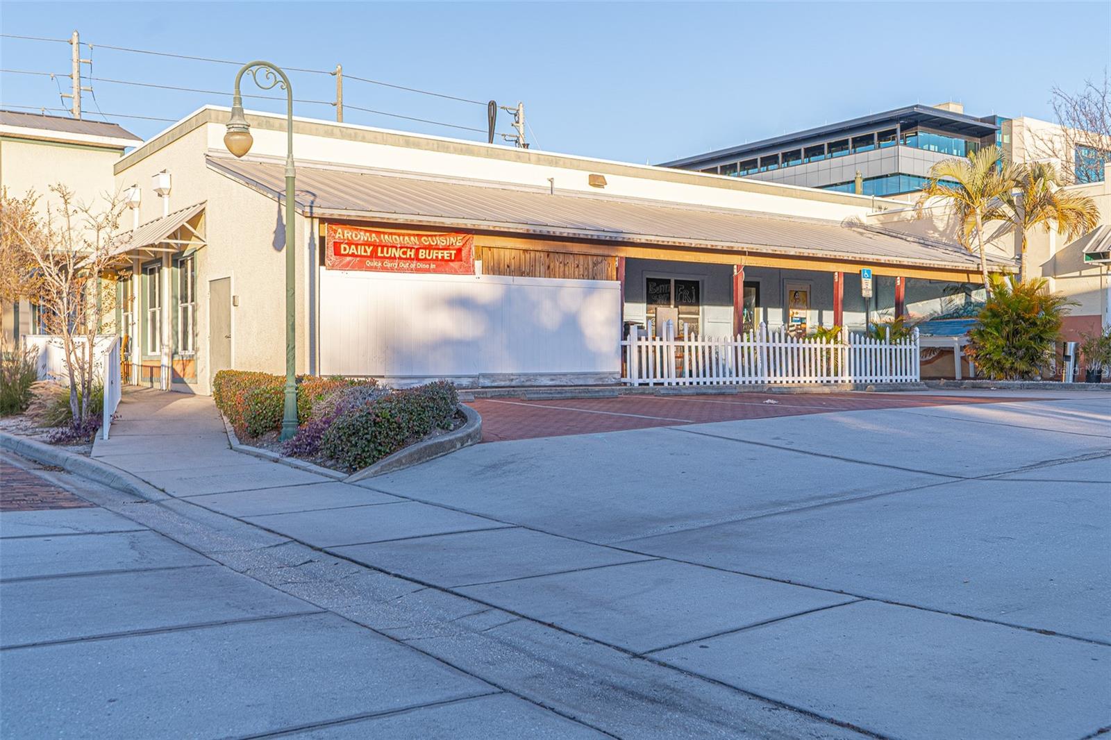 Listing photo id 21 for 351 Bay Drive