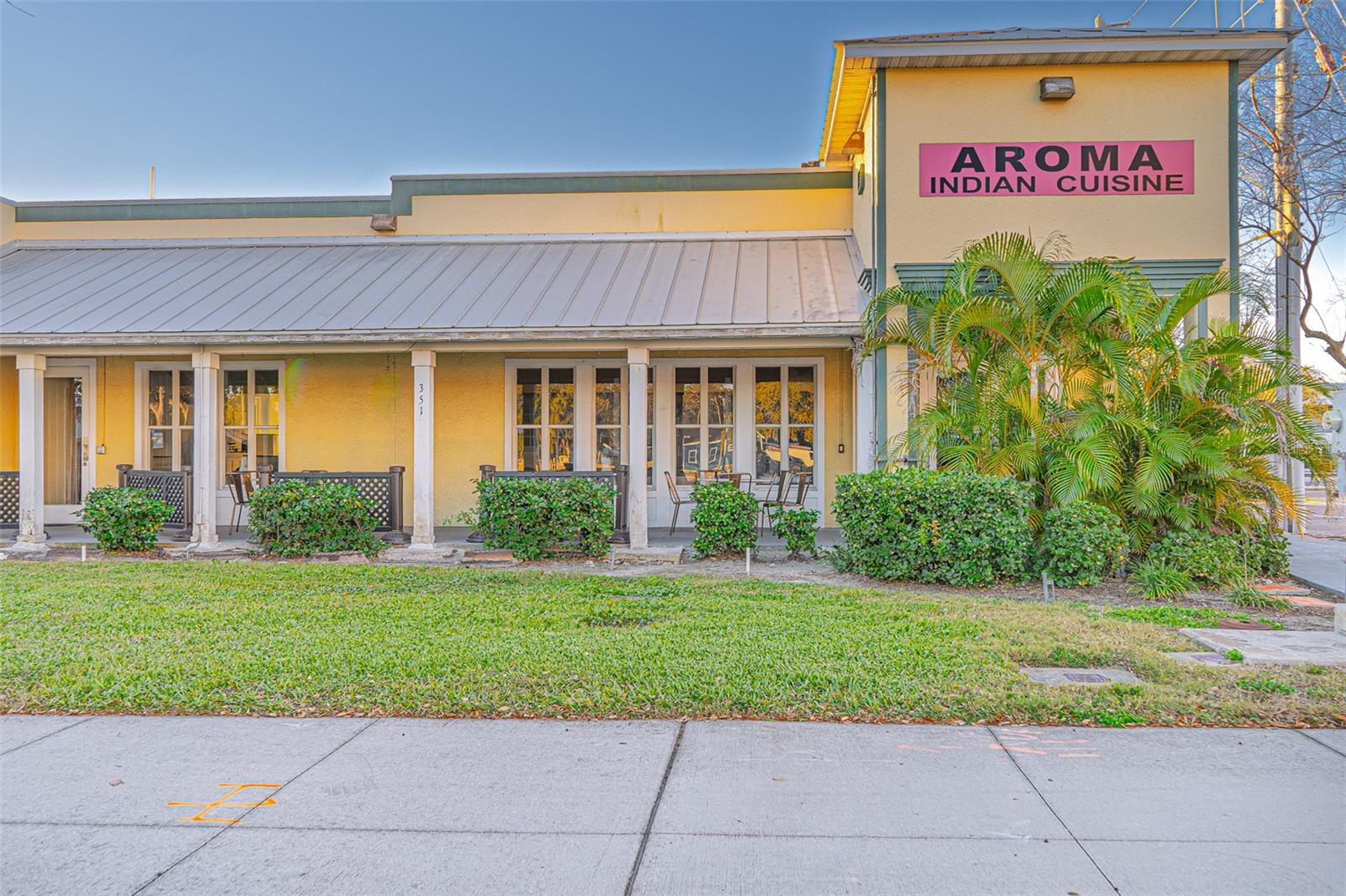 Listing photo id 22 for 351 Bay Drive