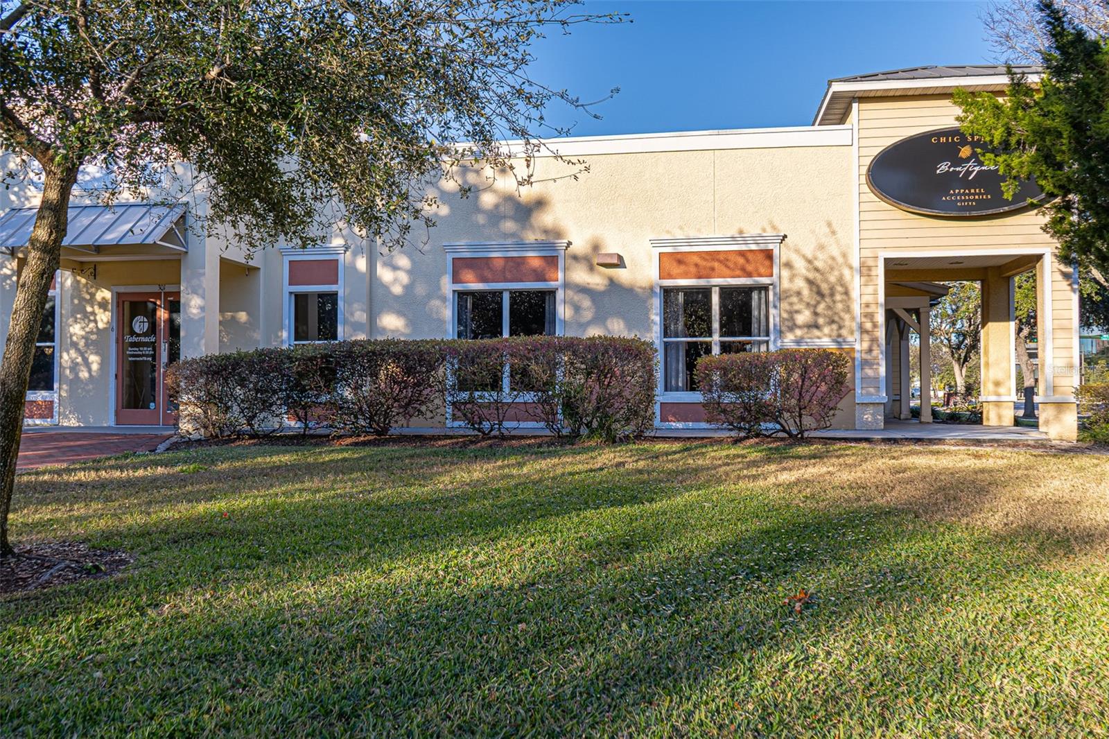 Listing photo id 26 for 351 Bay Drive