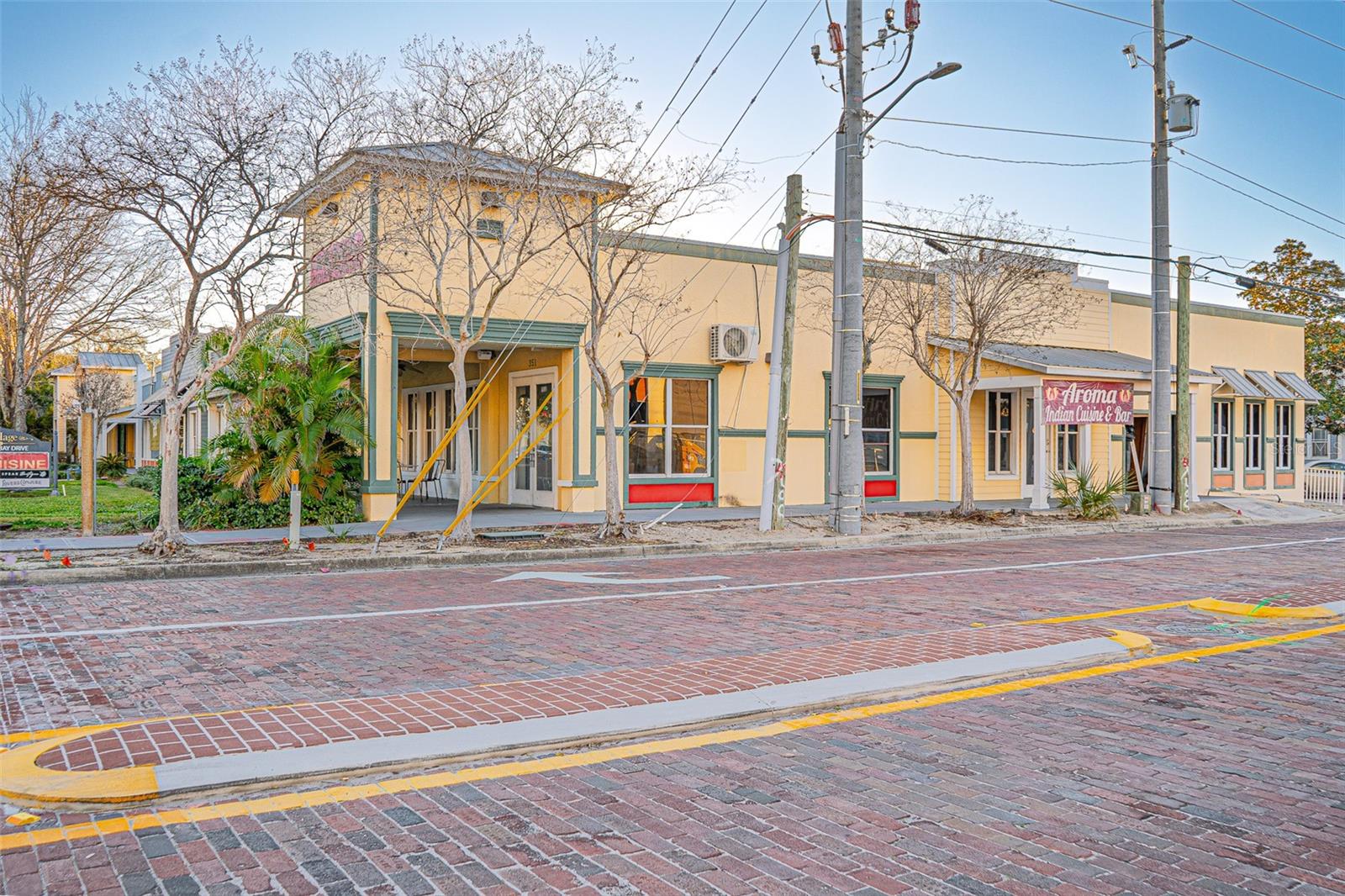 Listing photo id 33 for 351 Bay Drive