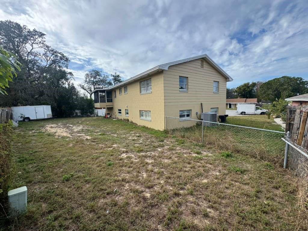 Image 18 of 26 For 1737 Peachwood Lane