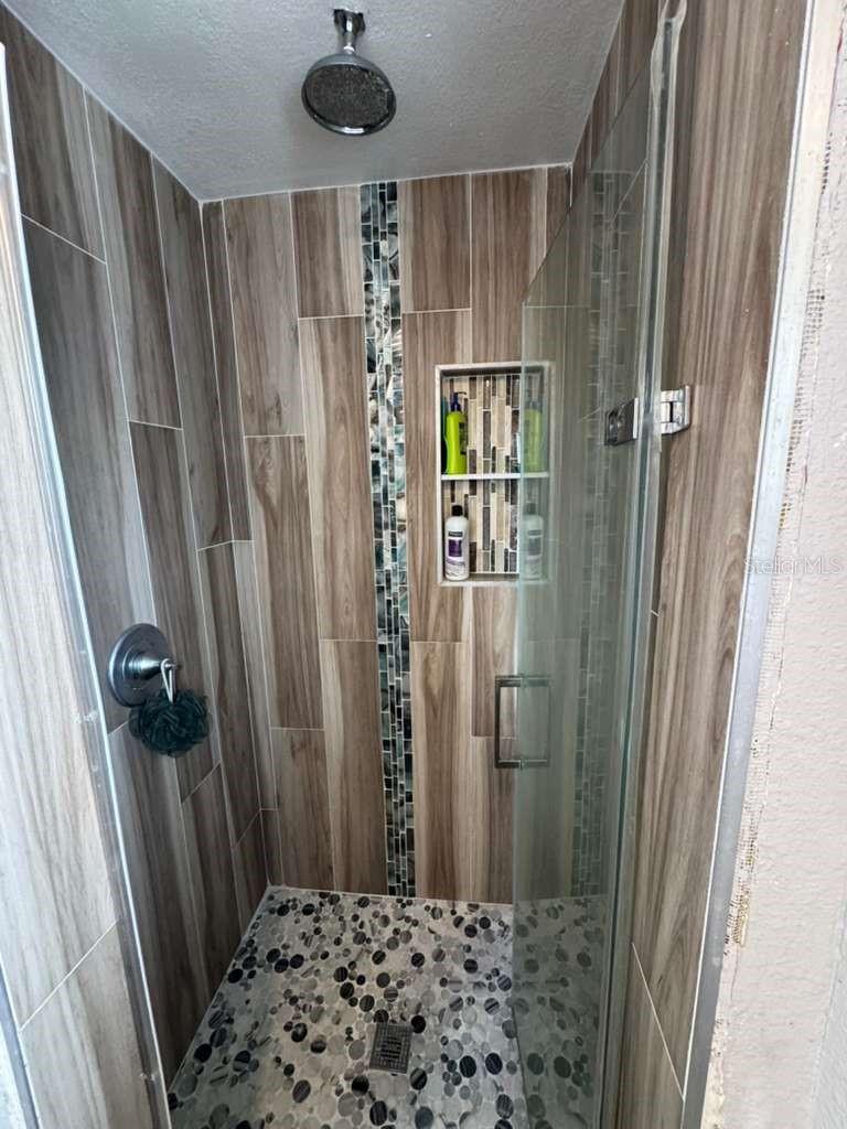 Image 3 of 26 For 1737 Peachwood Lane