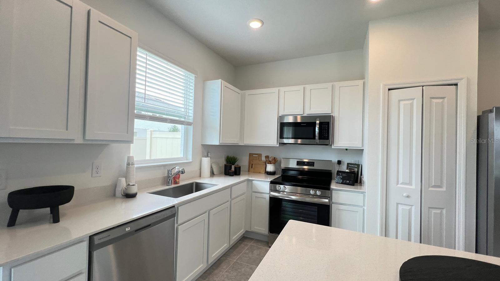 Image 36 of 47 For 2821 Pierr Street