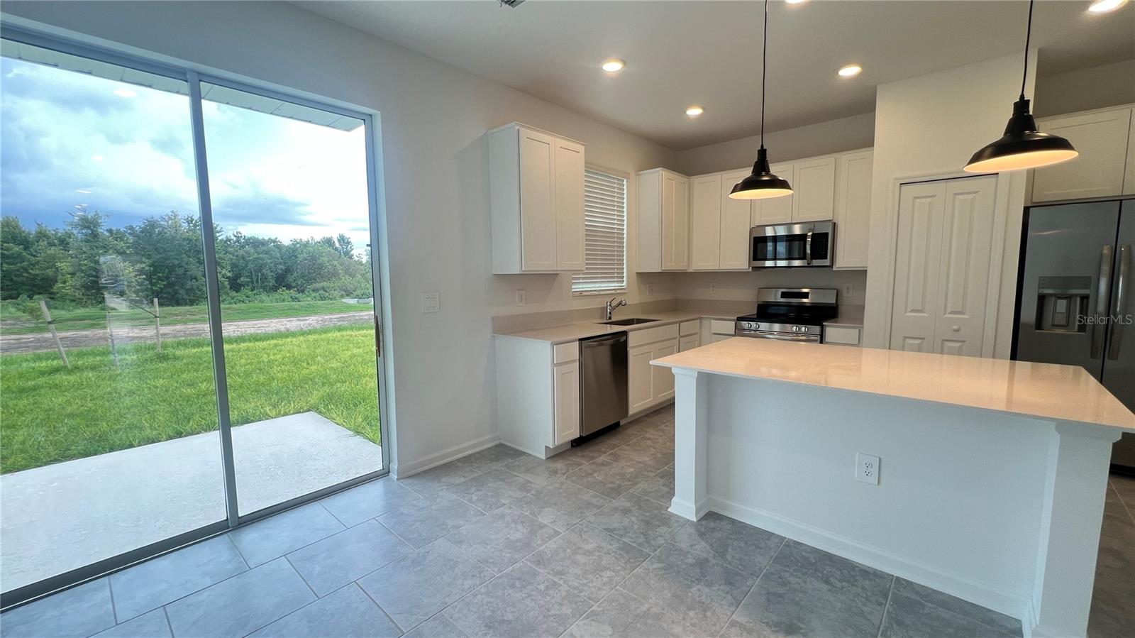 Image 8 of 47 For 2821 Pierr Street