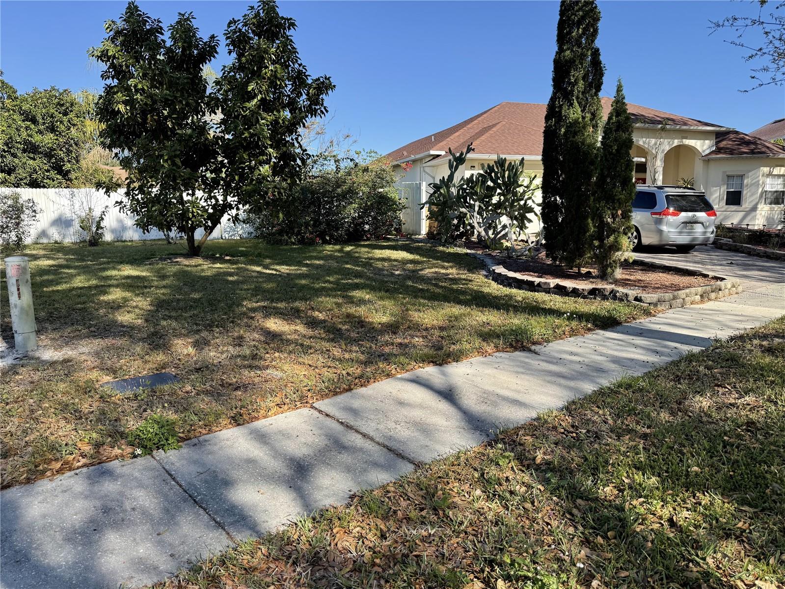 Image 3 of 7 For 4203 Lugano Court