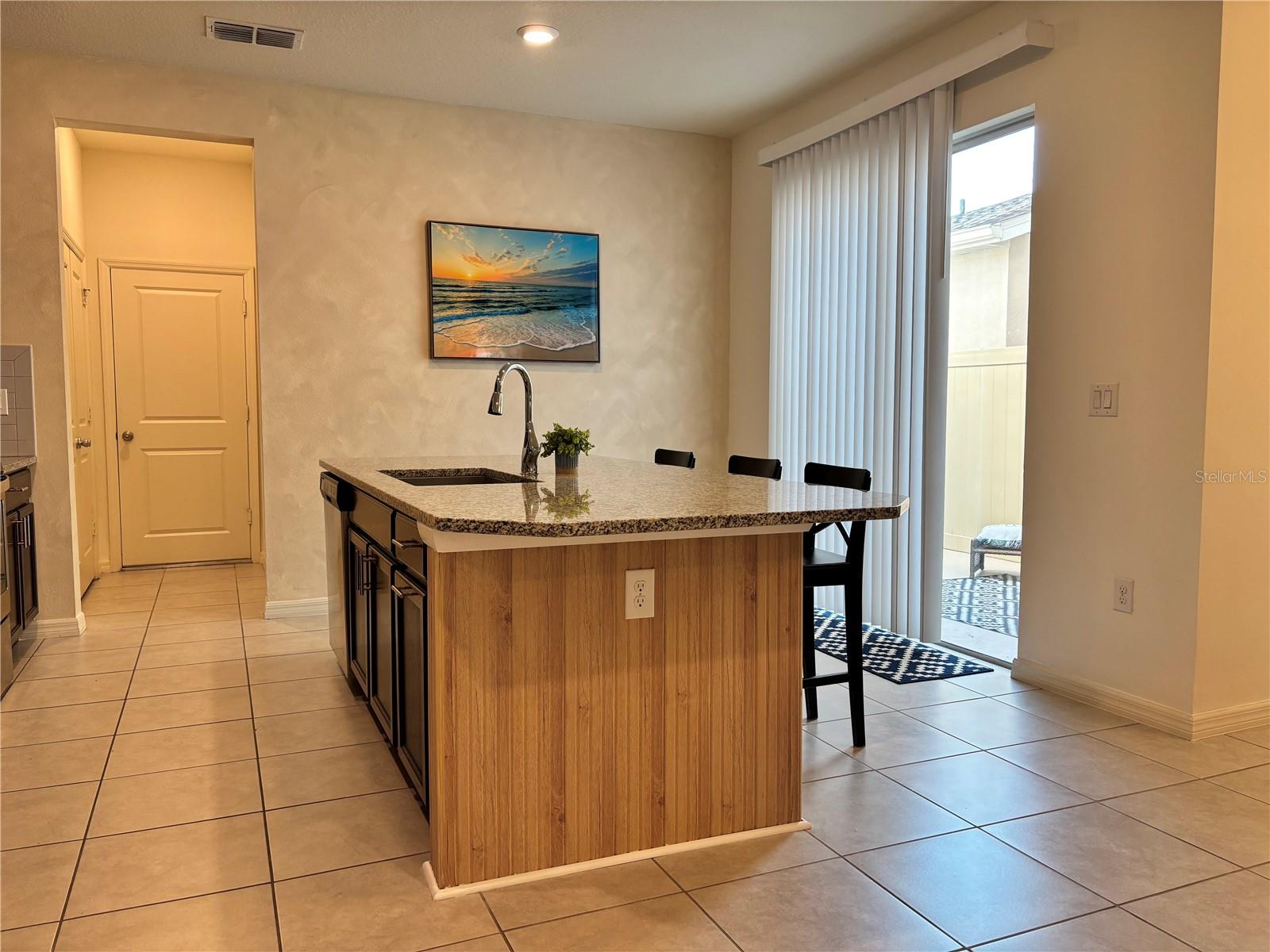 Image 17 of 64 For 13712 Summerport Village Parkway