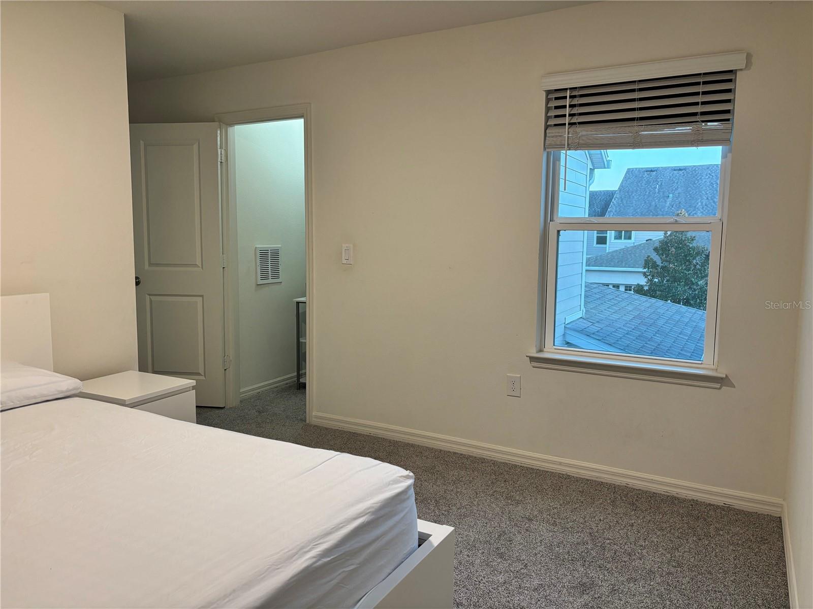 Image 46 of 64 For 13712 Summerport Village Parkway