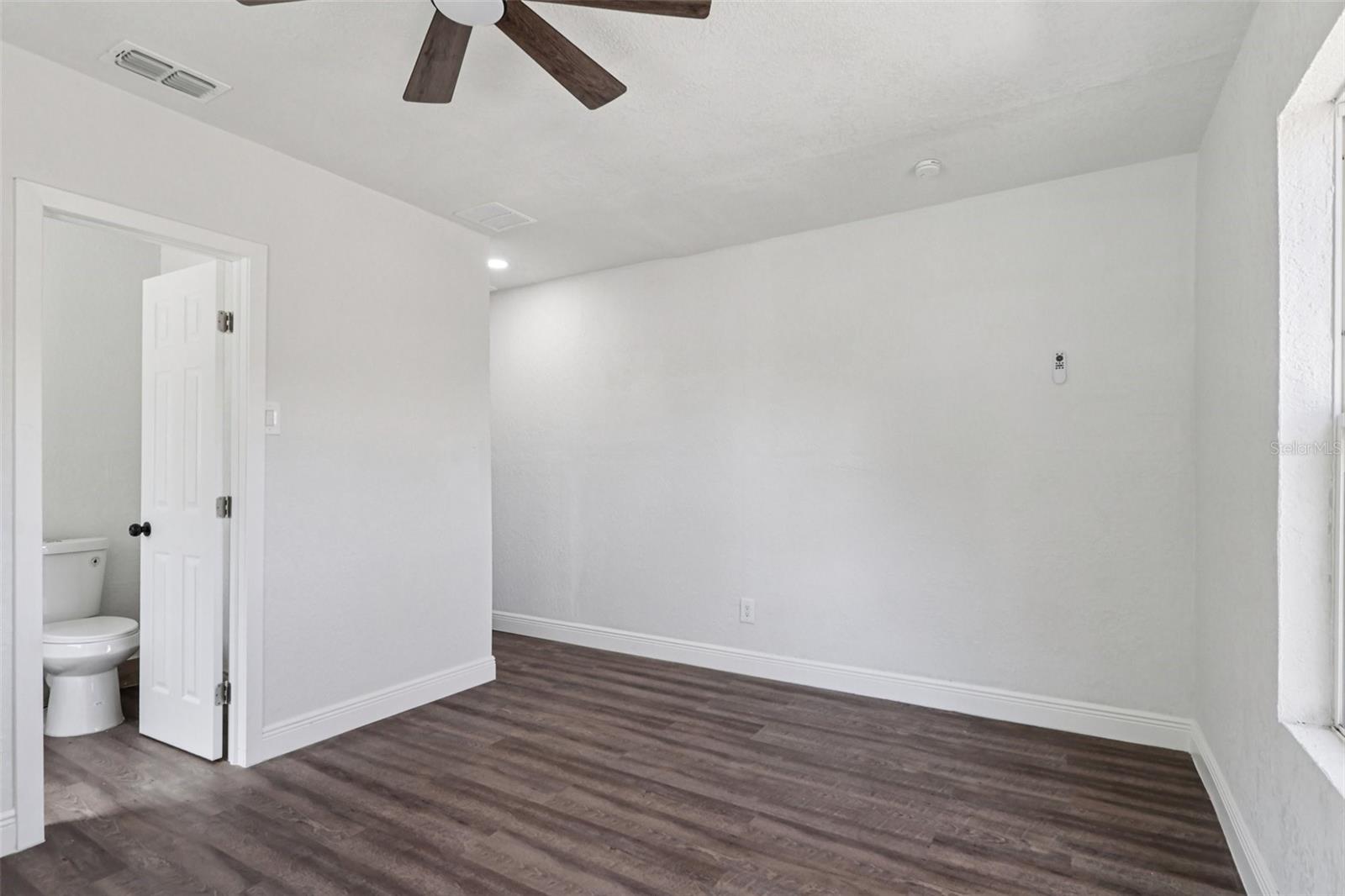 Image 18 of 41 For 6709 Hill Top Road