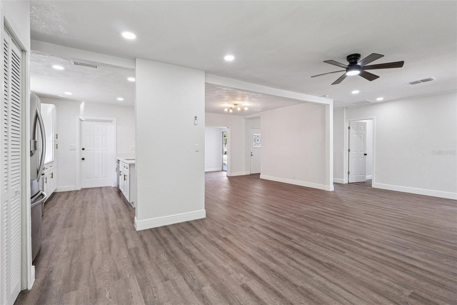 Image 23 of 41 For 6709 Hill Top Road