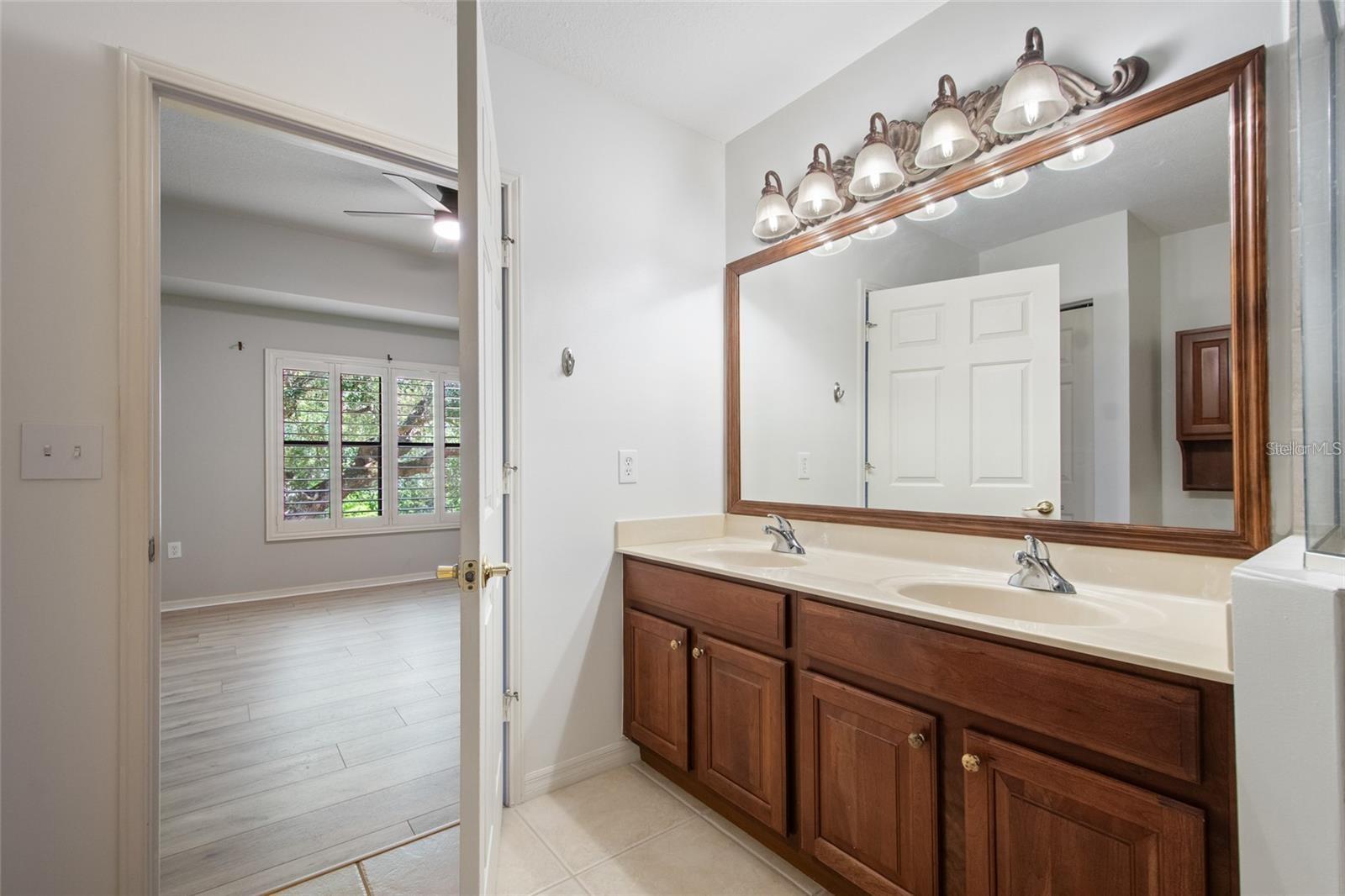 Image 15 of 35 For 1007 Celebration Avenue 201