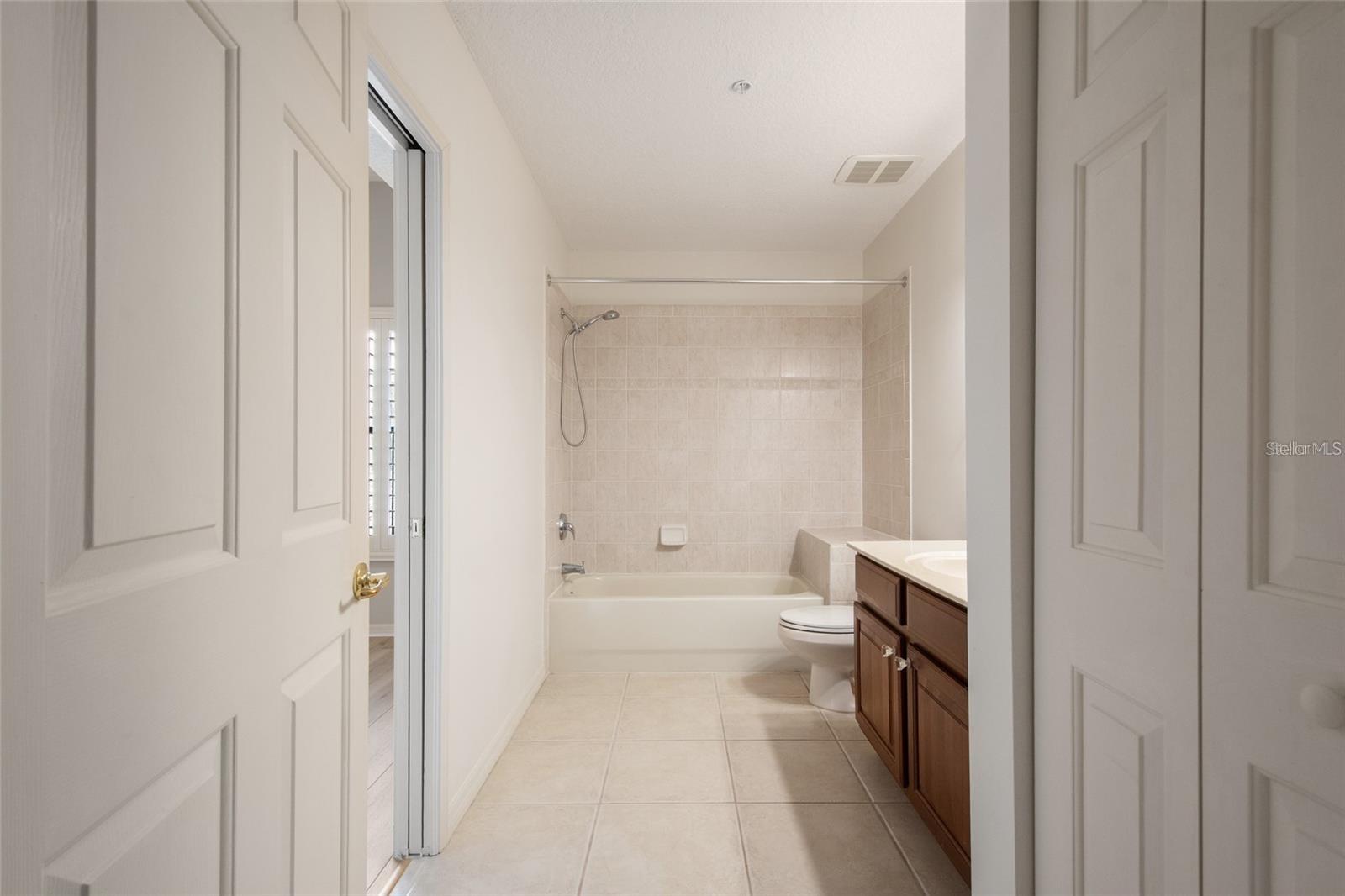 Image 18 of 35 For 1007 Celebration Avenue 201