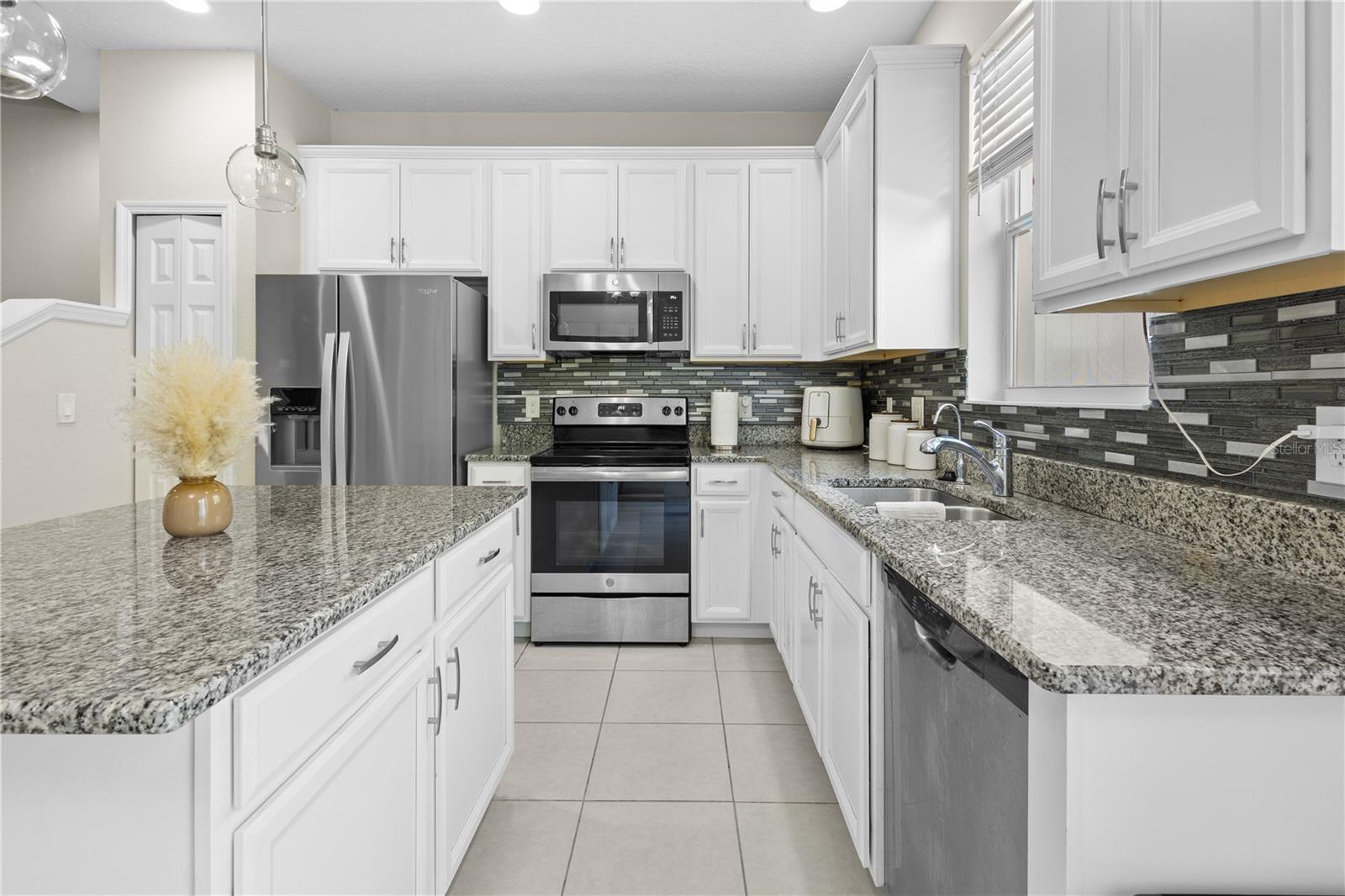 Image 7 of 30 For 6989 Tussilago Way