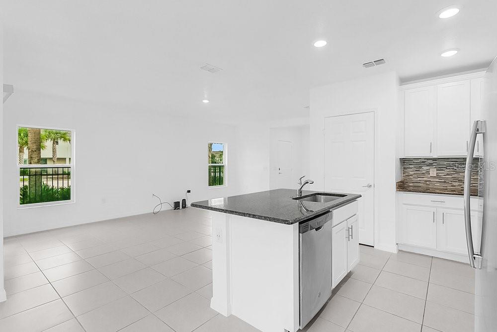 Image 8 of 27 For 3401 Beau Road