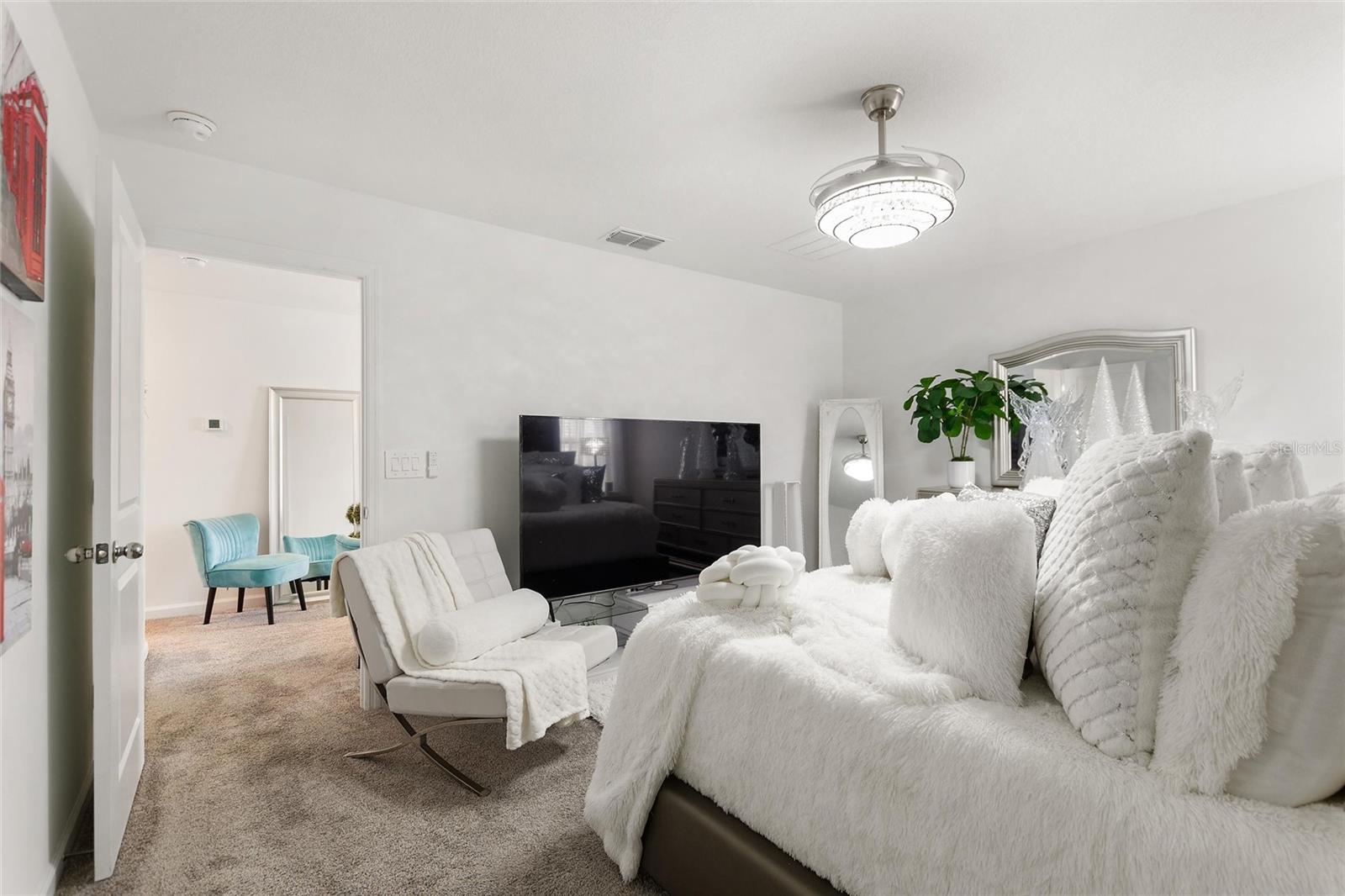 Image 19 of 43 For 1903 Niagra Drive