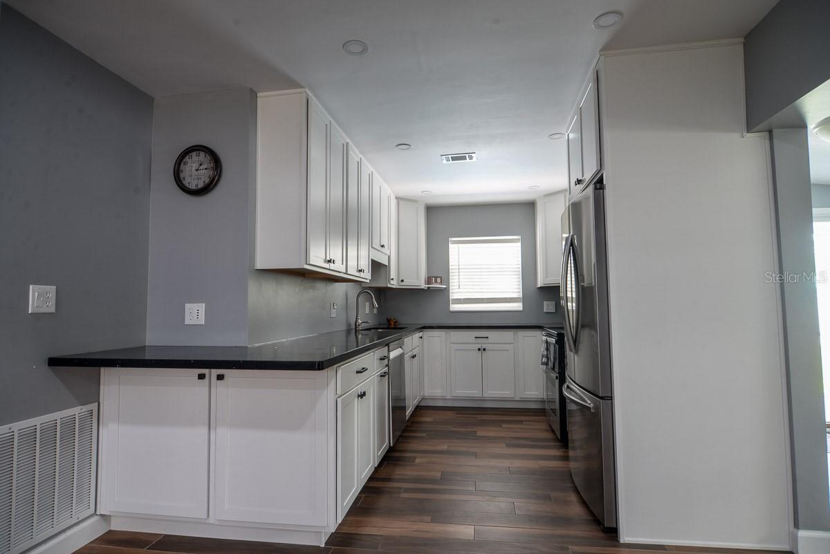 Image 4 of 20 For 103 Dellwood Drive