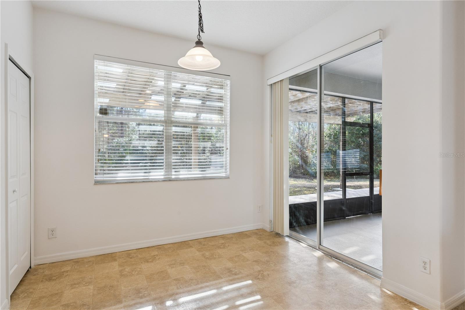 Image 10 of 42 For 5295 Adair Oak Drive