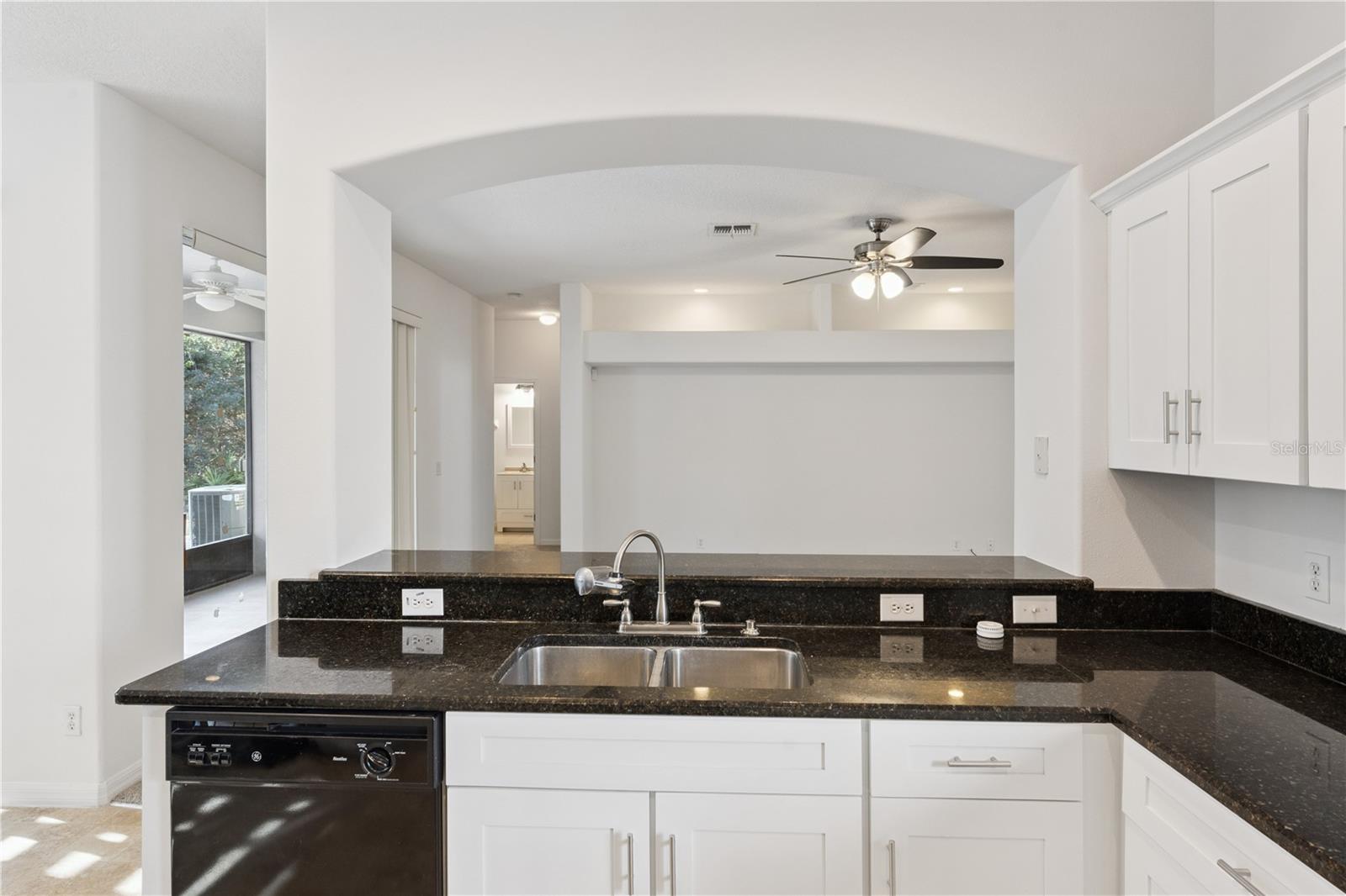 Image 14 of 42 For 5295 Adair Oak Drive