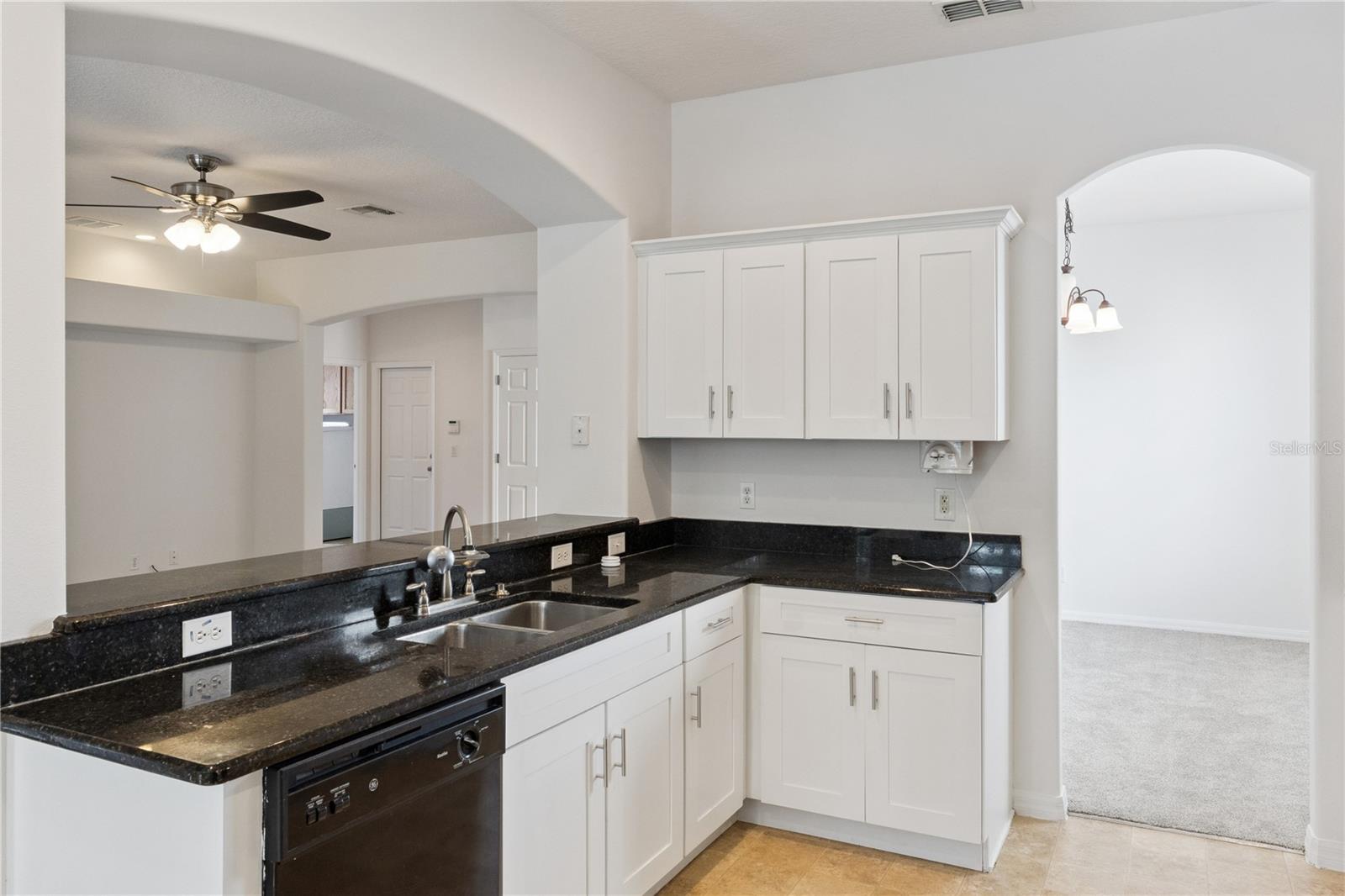 Image 16 of 42 For 5295 Adair Oak Drive