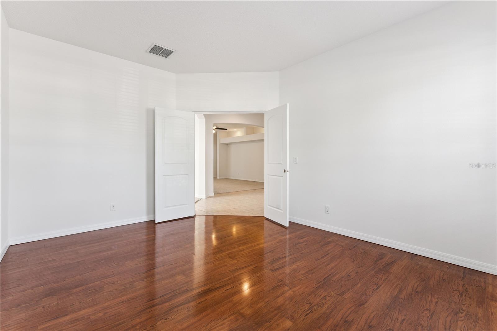 Image 4 of 42 For 5295 Adair Oak Drive