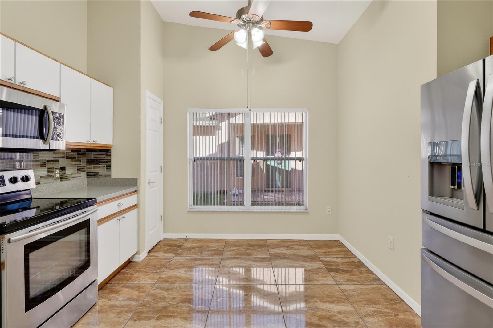 Image 11 of 41 For 156 Grand Canal Drive