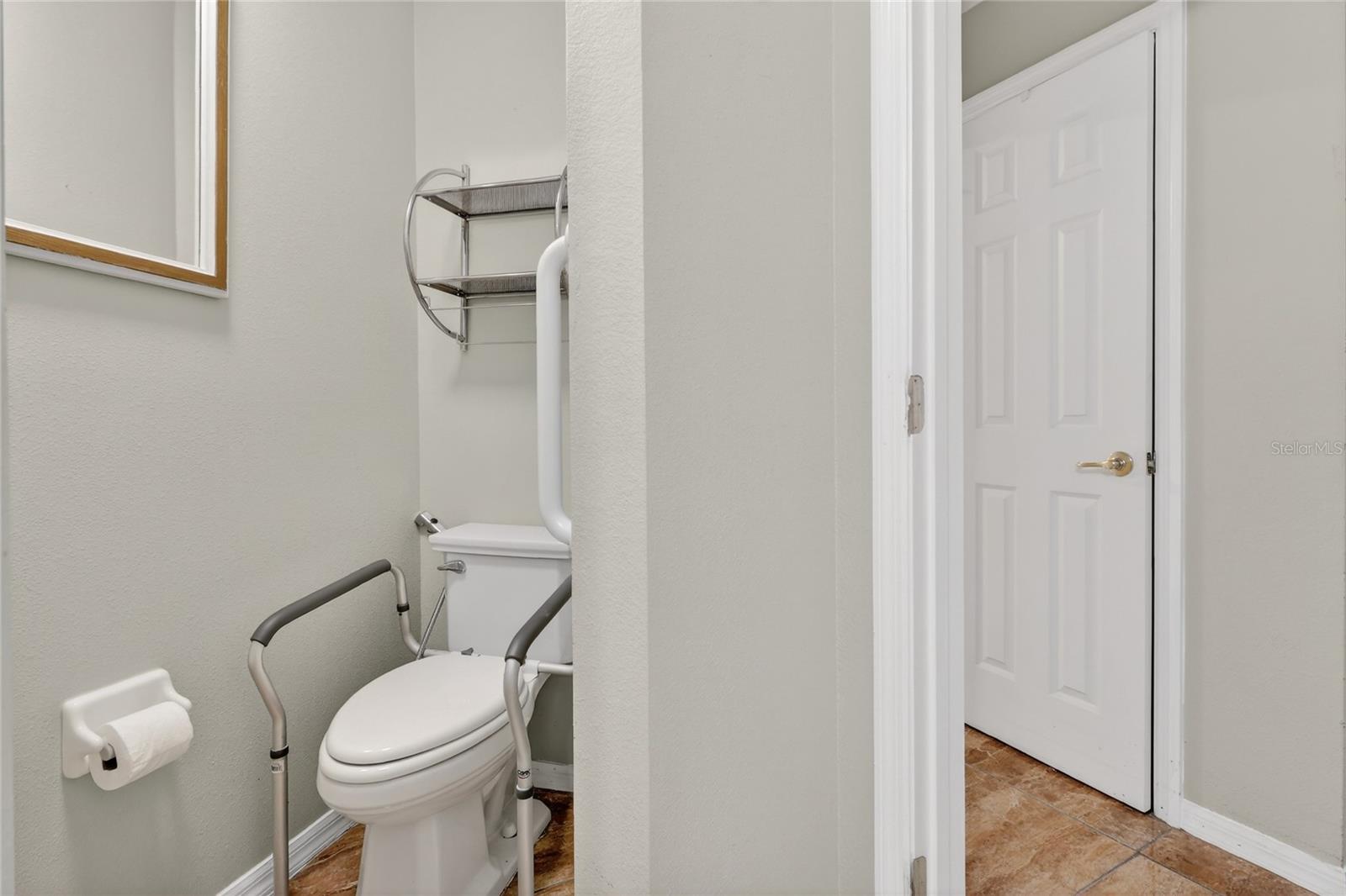 Image 27 of 41 For 156 Grand Canal Drive