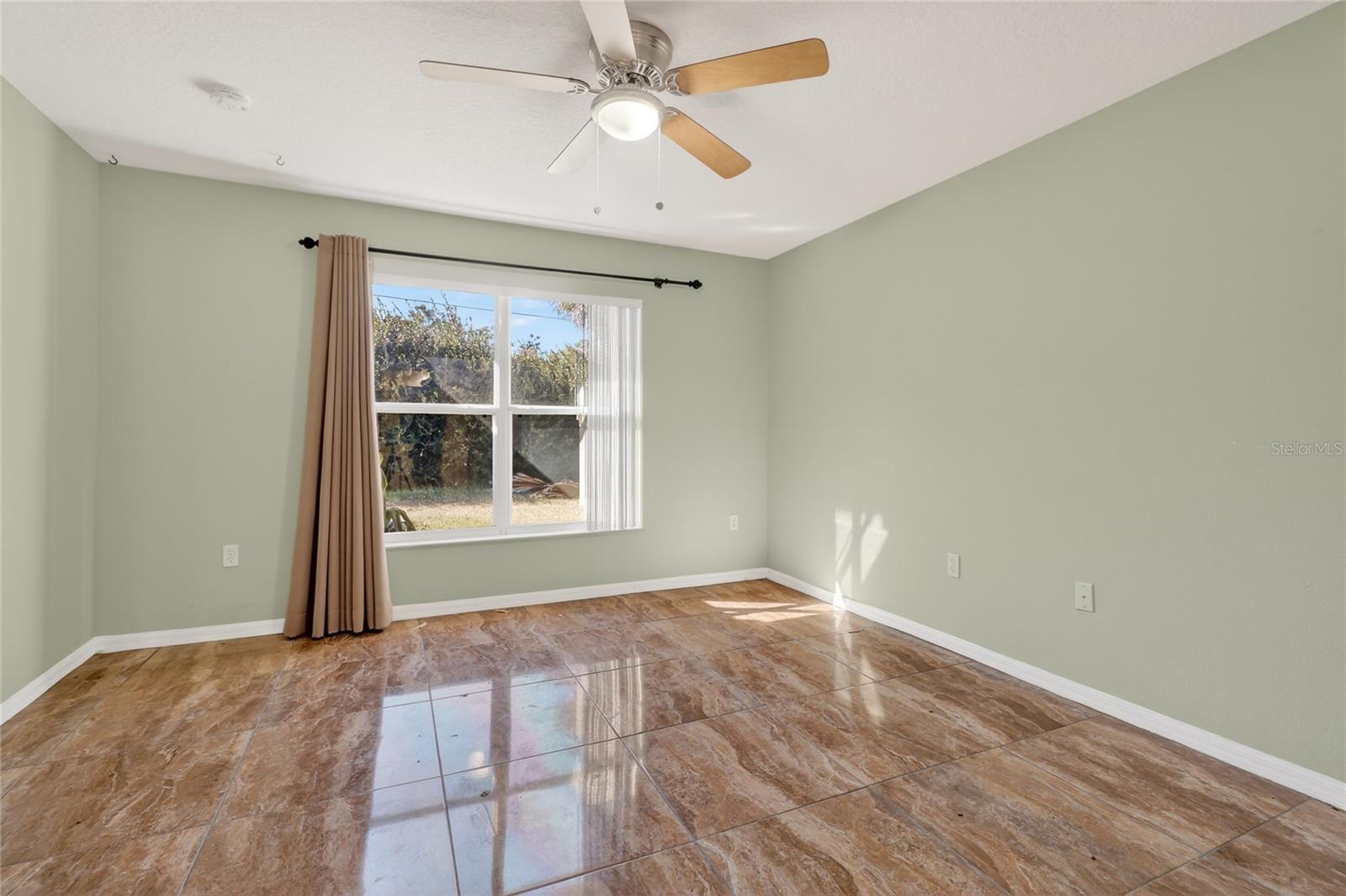 Image 32 of 41 For 156 Grand Canal Drive