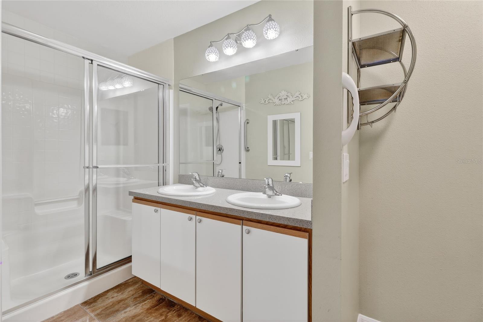 Image 33 of 41 For 156 Grand Canal Drive