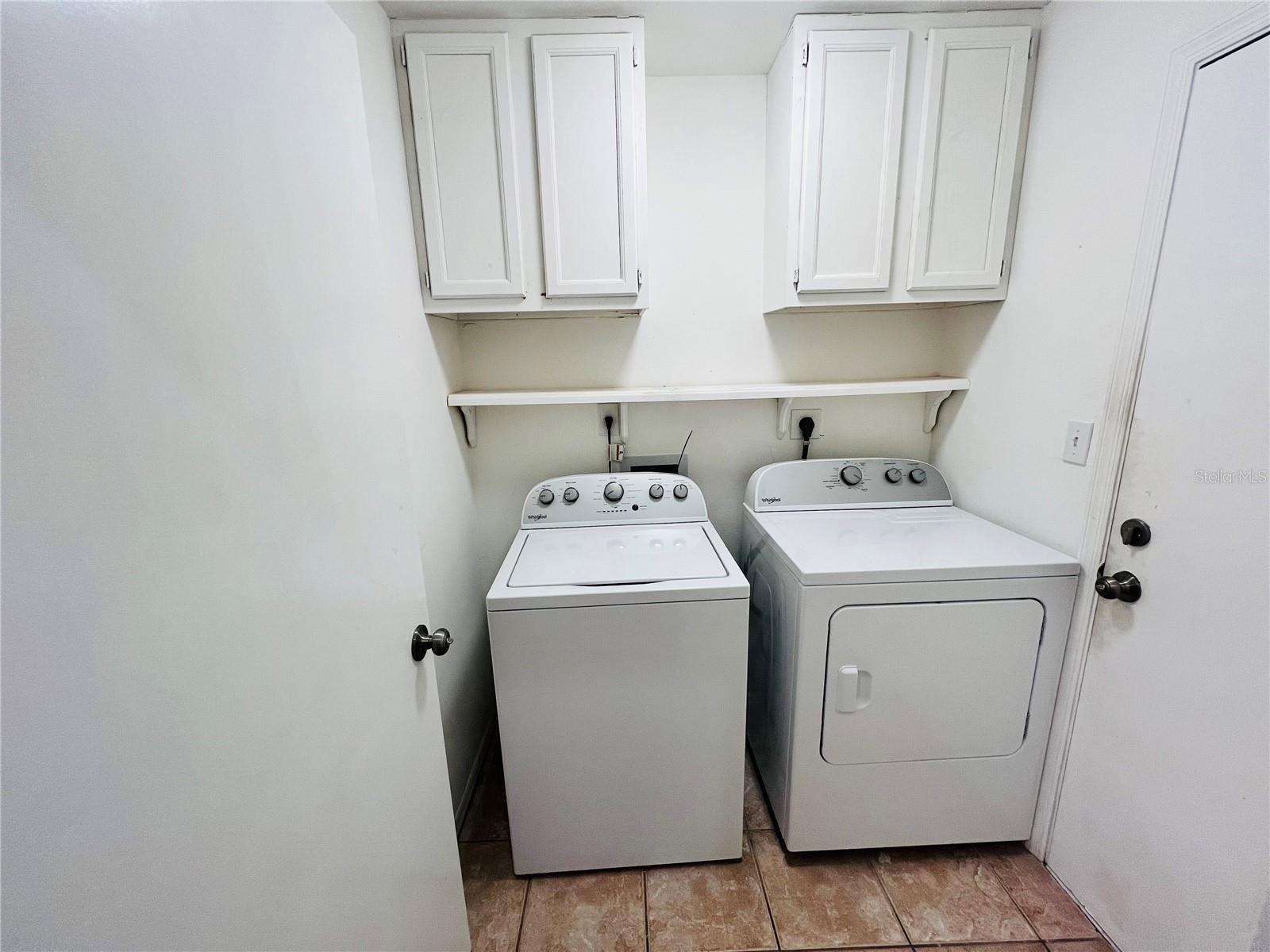 Image 11 of 23 For 6042 Brookhill Cir