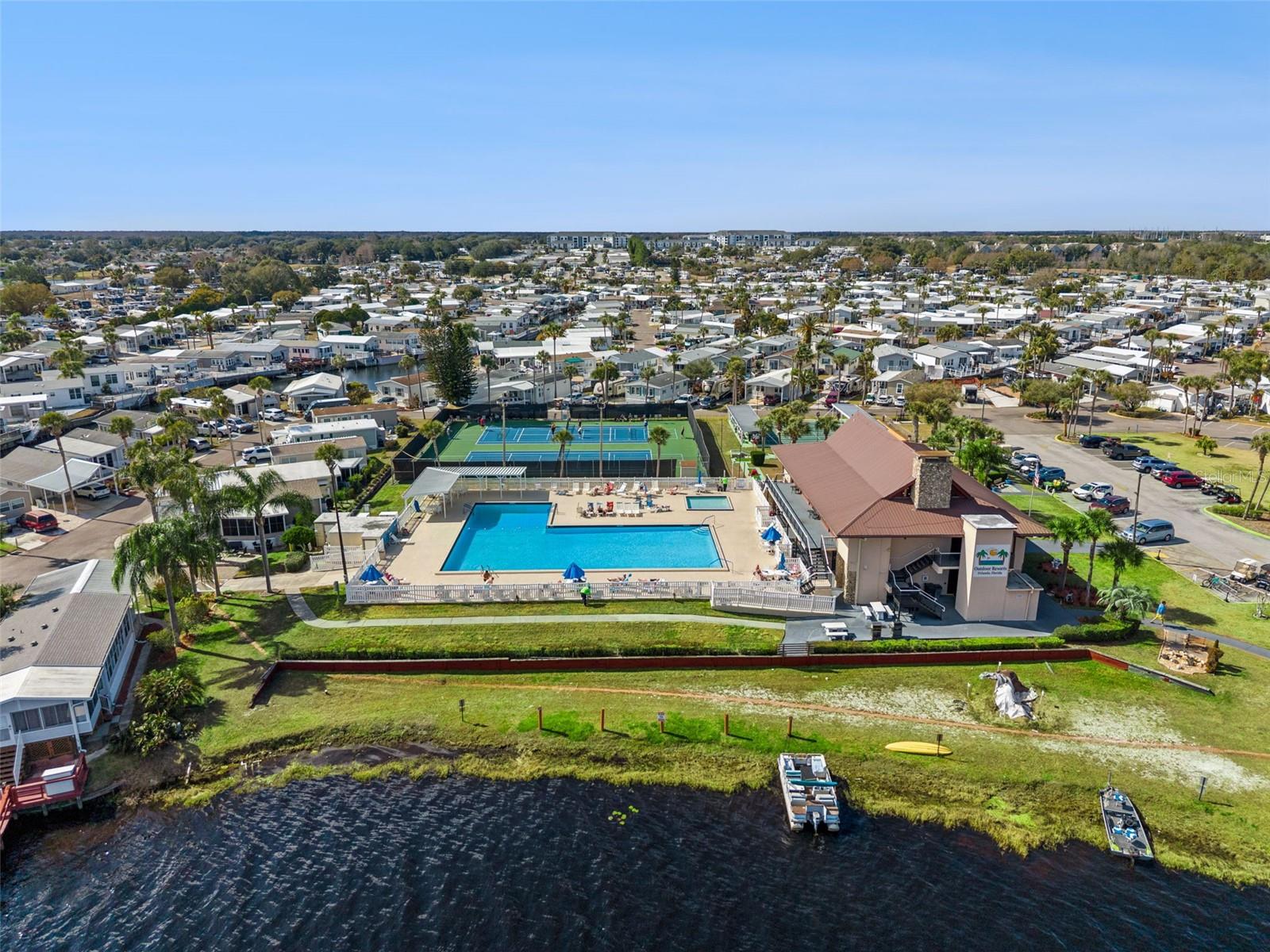 Image 40 of 42 For 9000 Us Highway 192  282